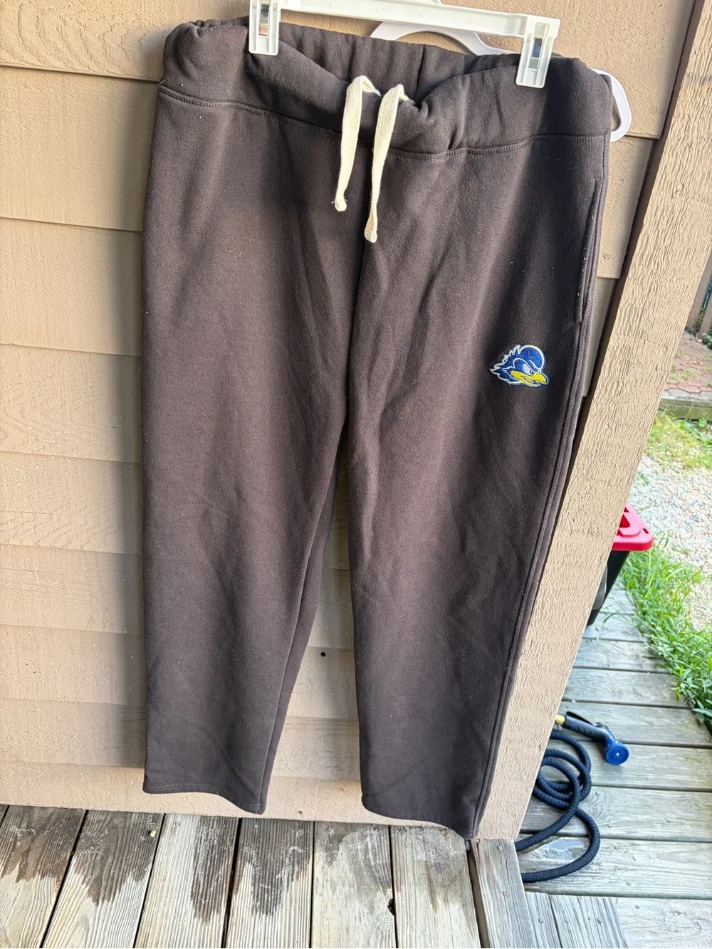 University of Delaware Black Sweatpants